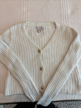 Sincerly Jules Soft Cream Ribbed V-Neck Button Cardigan